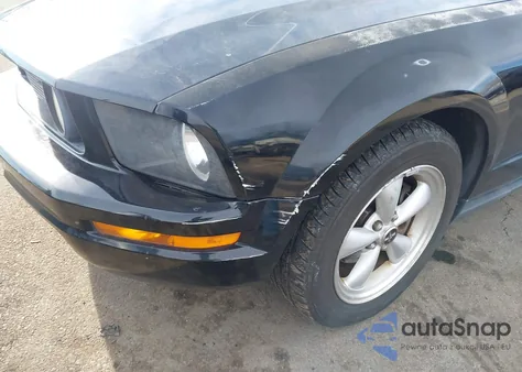 2009 Ford Mustang V6/V6 Premium from USA, damaged, VIN 1ZVHT80N995110465